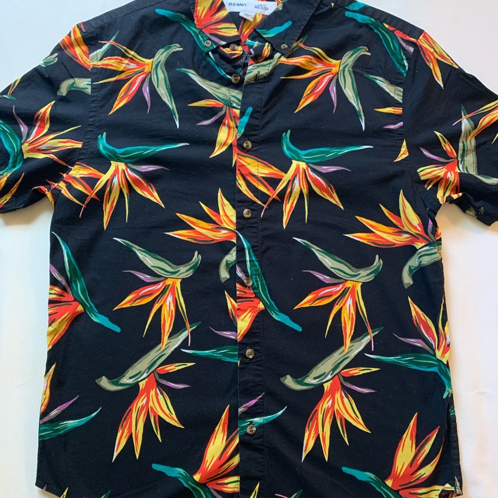 Bold Hawaiian Plants Button Down Short Sleeve